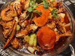 -休记光头香辣蟹干锅店(衣冠庙店)