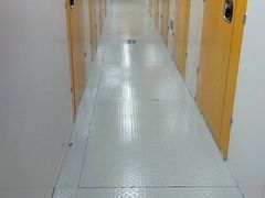 -安东易迷你自助仓储寄存仓库(顾戴路店)