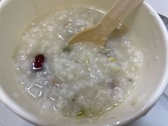 -麦当劳(轻轨曹杨路店)