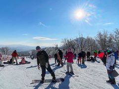 -亚布力新体委滑雪场