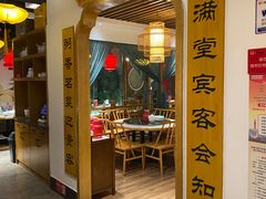 -粥满堂地道湖北菜(南湖都会店)