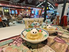 -刘姐啤酒鱼民族演艺餐厅(西街总店)