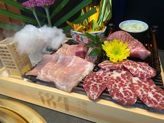 -铭牛烧肉·和牛海鲜自助(高新月牙湖店)