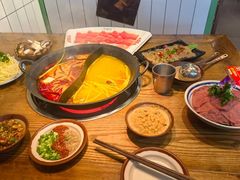 -巴卤社老火锅(财富店)