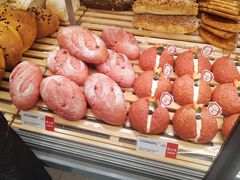 -面包新语(龙湖·西宸天街店)
