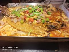 -鸣记脆皮烤鱼·海鲜烤鱼(亿合城店)