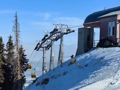-丝绸之路山地度假区滑雪场