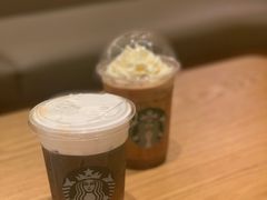 -星巴克臻选(上海陆家嘴中心店)