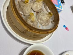 蟹粉小笼包-新吉士·上海菜(浦东LCM置汇旭辉店)