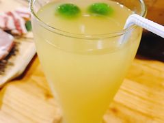 -炙忧烤肉屋(中国铁建广场店)