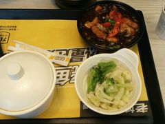 -老娘舅餐厅(黄龙体育中心店)
