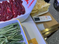-古乐牛香•鲜牛肉牛杂火锅(系马桩总店)