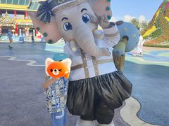 -七彩云南欢乐世界