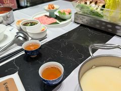 -红鼎豆捞·专注品质海鲜20年(宝丰路店)