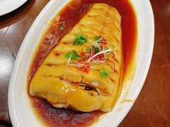 -东口码头·烧鸽子·鱼头泡饼·地方菜(金鹰悦城店)