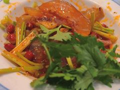 -川流不息·地道川菜·小龙虾(松东路店)