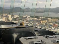 -Hi City·城市之巅