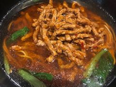鱼香肉丝面-功德林(南京西路店)