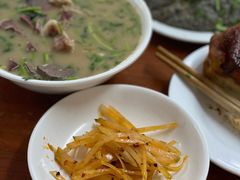 大头咸菜丝-宝瑞门钉肉饼店