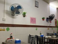 大堂-贵州花溪牛肉粉店