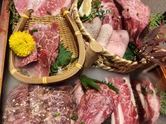 -山川小町·极番烧肉(新地假日广场店)