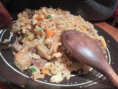鹅肝和牛炒饭-鸟啸酒场 by MIG(长乐路店)