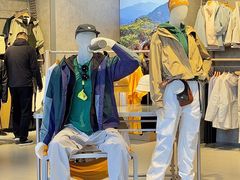 -百年港湾奥特莱斯(香炉礁店)