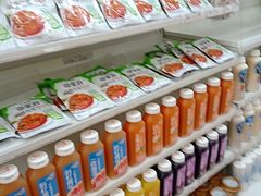 -全家便利店(东直门店)