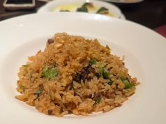 -食间牛排(重庆路万达店)