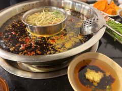 -邓莽子老火锅(中兴路总店)