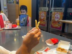 -麦当劳(佛山流行前线店)