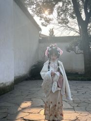 -一揽芳华汉服旗袍体验馆(拙政园店)