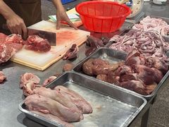 -标记美食新鲜猪杂(兴南大道店)