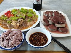 -东北菜冰城一家人