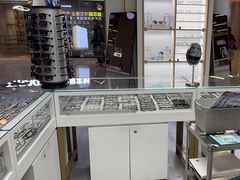 -医视康眼镜超市(新天地店)