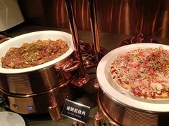 -牛YO寿喜烧·铁板烧和牛火锅自助(市府恒隆店)