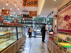 面包甜点陈列柜-味多美蛋糕(看丹桥店)