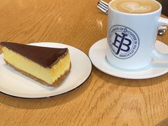 拿铁-Jamaicablue Coffeeshop(中央广场店)