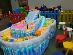 -蒙特利亲子乐园