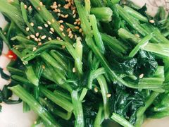 凉拌菠菜-壹阁胡羊焖饼(特色小吃街店)