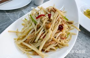 Pucheng Stir-Fried Lotus Root