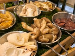 -一朵菌·野生菌探索家火锅(南亚店)