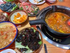 -黔三一夺夺粉酸汤火锅(百信店)