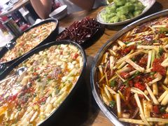 -邱金小炒·30 年盐帮江湖菜(自贡店)