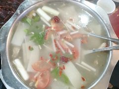 -牛得很·鲜牦牛肉烧烤·牛羊肉菌汤锅(康定店)