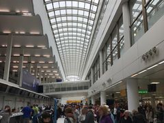 -格拉斯哥国际机场