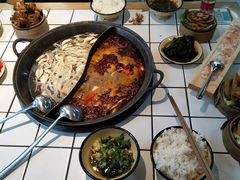 -瓜西西重庆火锅(花溪店)