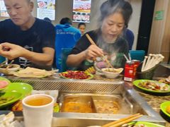 -新艺自助美食城(中山路店)