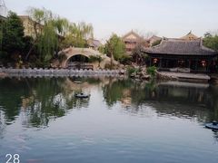 -湖光月色临湖音乐餐厅(台儿庄古城店)
