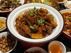 -辣尚瘾·烤鱼·新川菜(交大直营店)